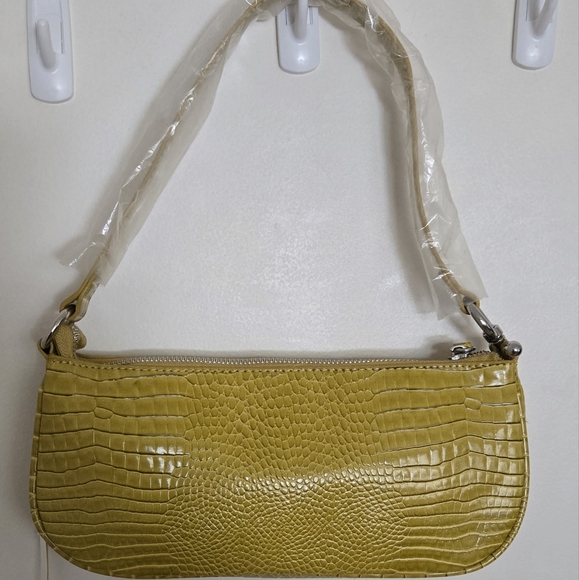 NWT Yellow purse - Picture 2 of 3